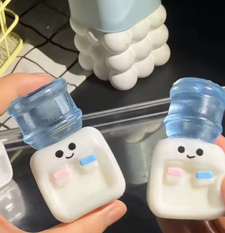 Water Dispenser Squishy